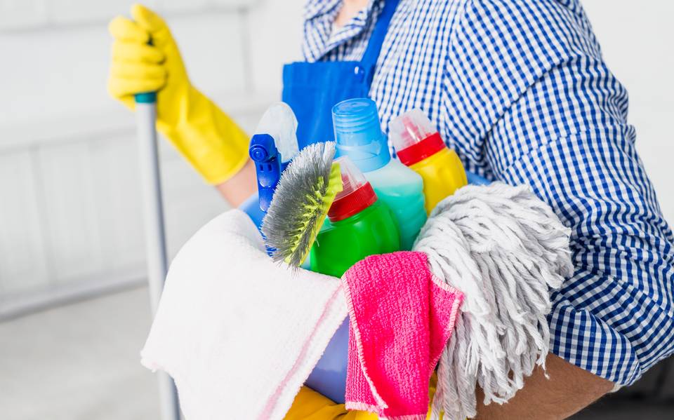 Los 10 productos de limpieza indispensables para tu hogar, ¿los
