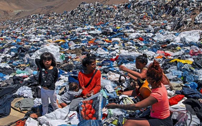 Conoce el desierto toxico que acumula toneladas de ropa usada - El Sol de  Puebla | Noticias Locales, Policiacas, sobre México, Puebla y el Mundo
